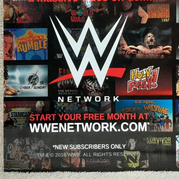 WWE Official Program 2016 With Poster Souvenir Event Wrestling - Picture 8 of 16